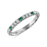 Micropavé Emerald Eternity Band